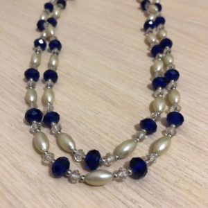 Бусы бело-синие