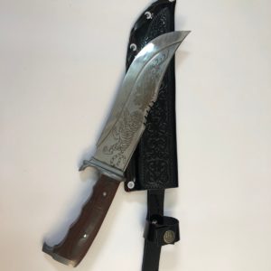 Нож б/у с ножнами