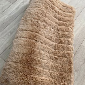 Коврик для ванной антискользящий с длинным ворсом, цвет бежевый
