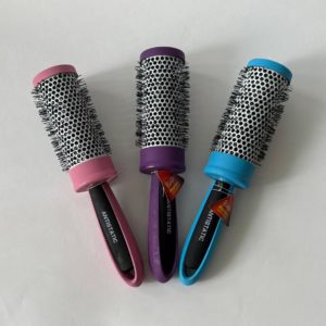 Расческа круглая 25 мм в ассортименте